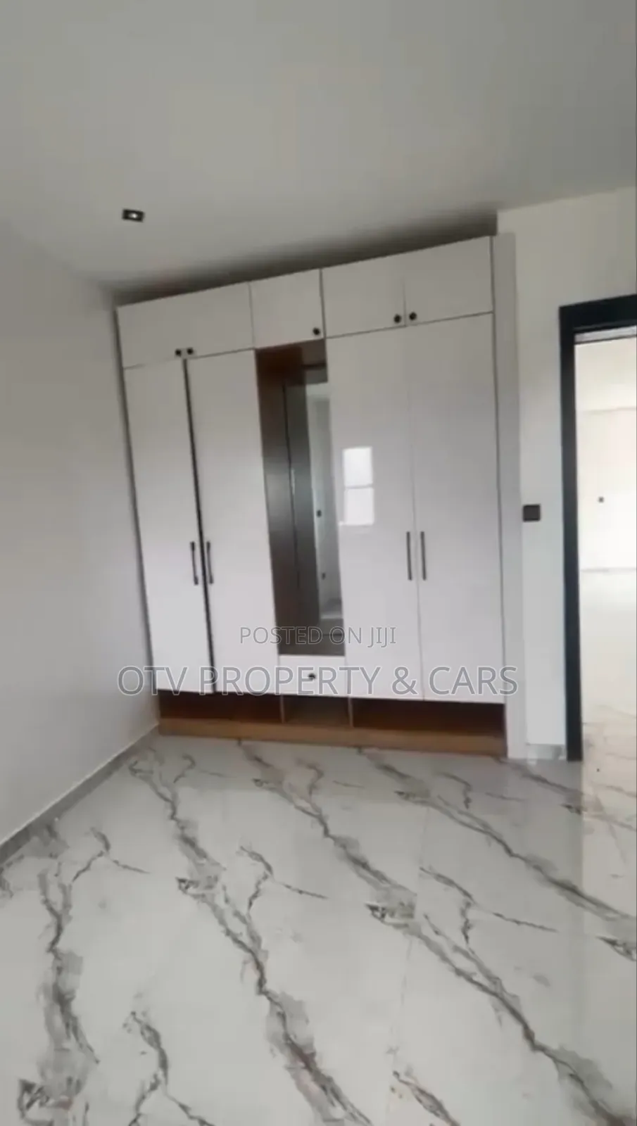 Furnished 2bdrm Apartment in Lekki for sale
