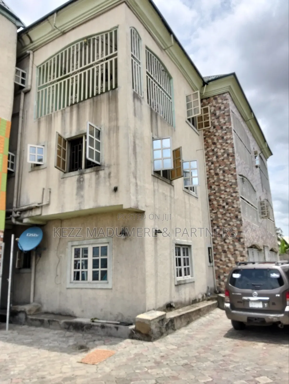 6bdrm Block of Flats in Off Sars Road ,, Port-Harcourt for sale