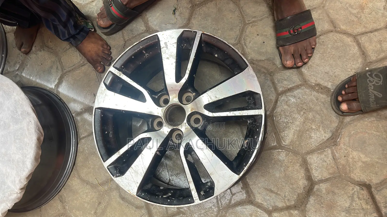 Toyota Rav4 013/017 Rim ( Body Spare Parts)