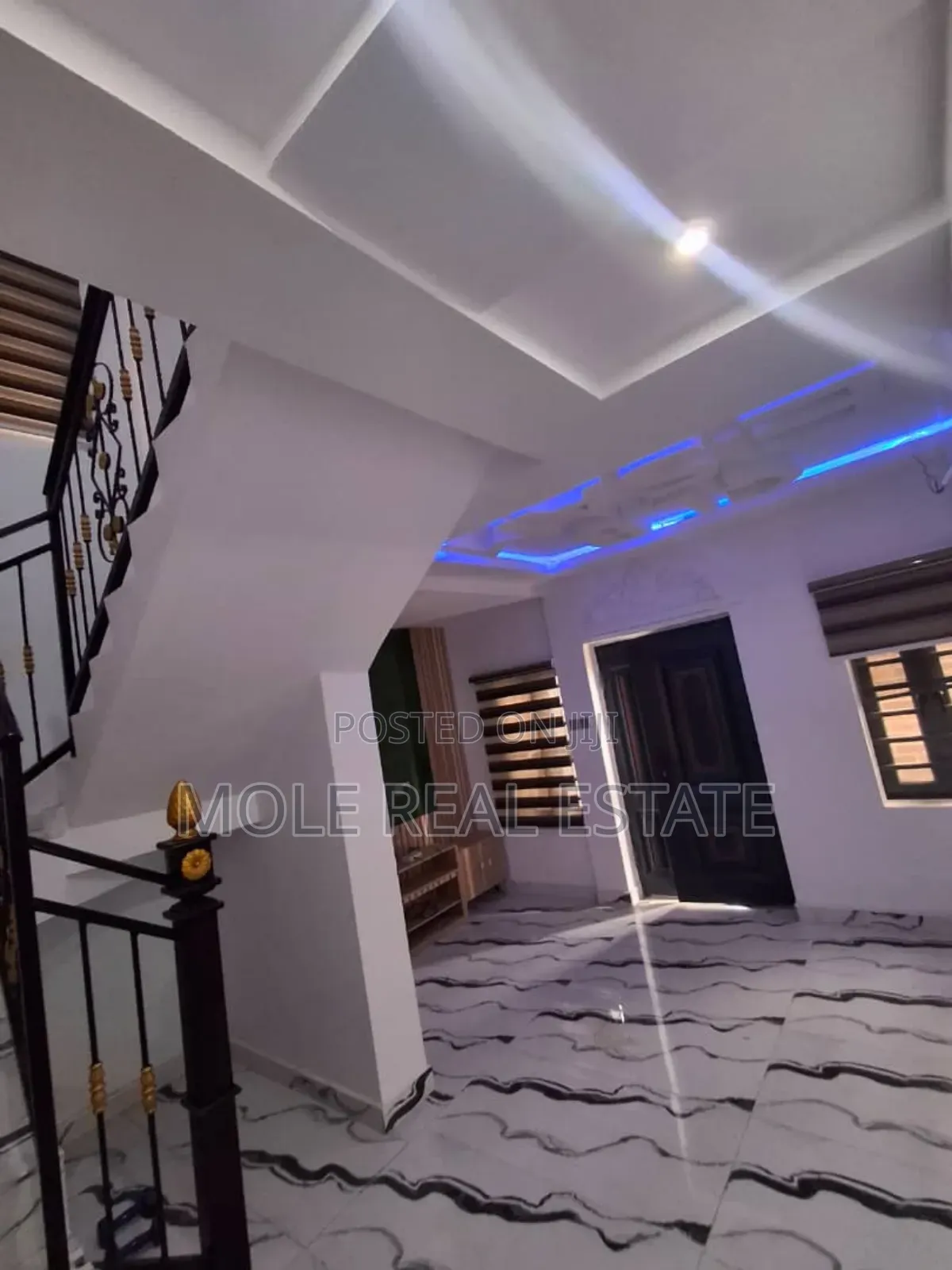 Furnished 5bdrm Duplex in New London, Baruwa for sale