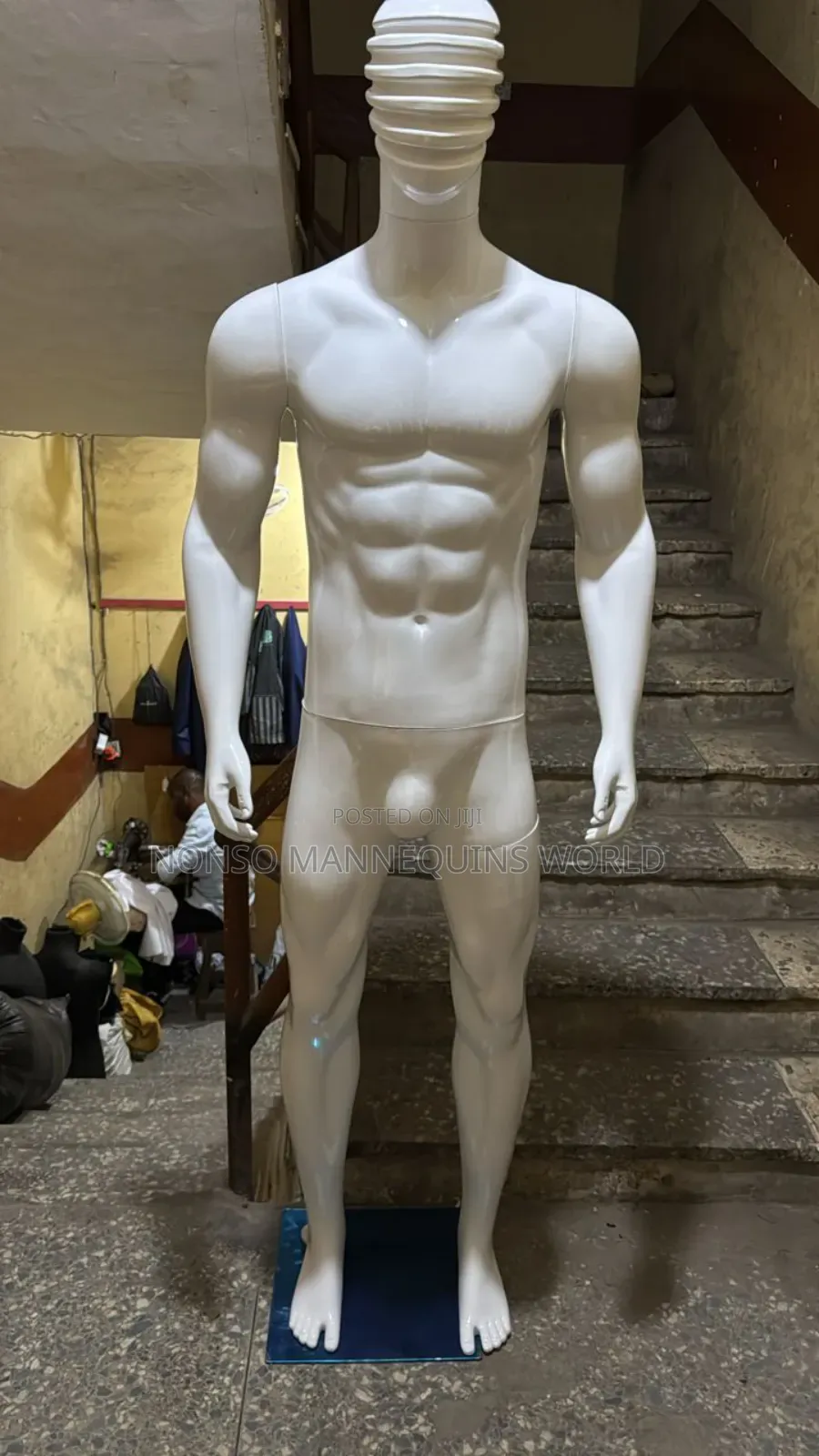Spider Face Huge Male And Black Display Mannequins