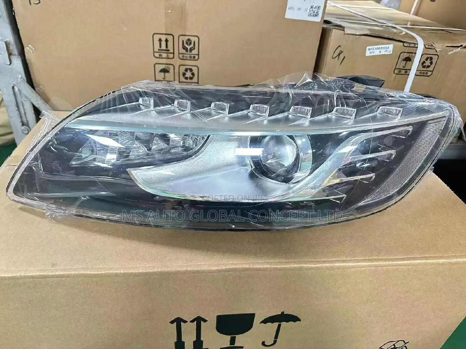 Audi Q7 Headlights 2013
