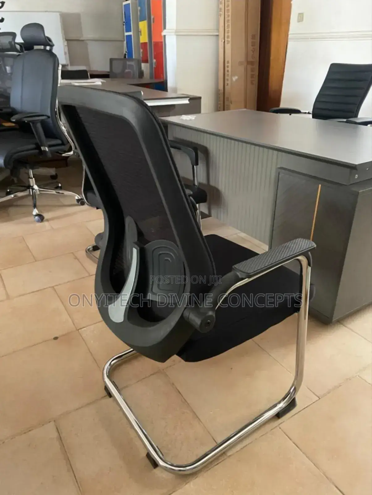 Quality C Leg Net Visitors Chair