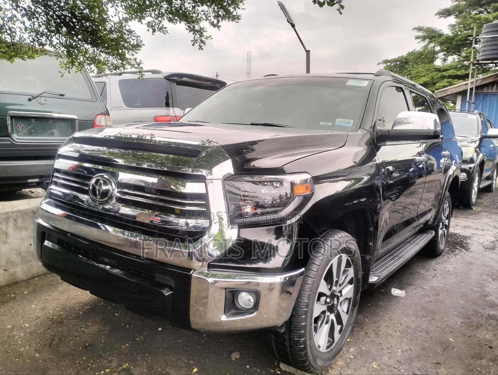 Toyota Sequoia Platinum 4x4 2018 Black