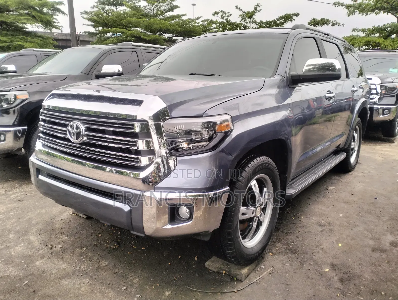Toyota Sequoia 2015 Gray