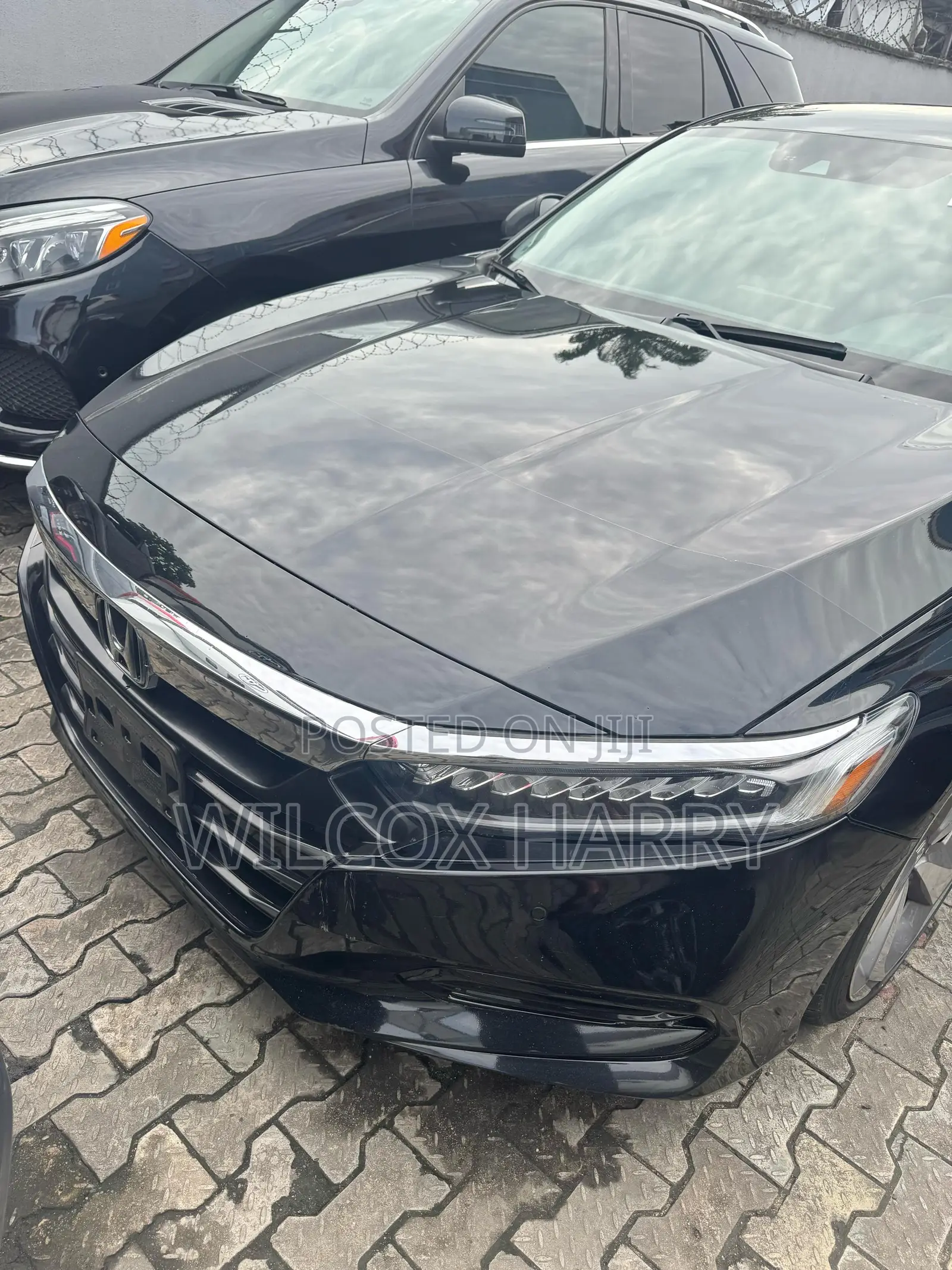 Honda Accord EX-L (2.0L 4cyl Turbo 10A) 2019 Black