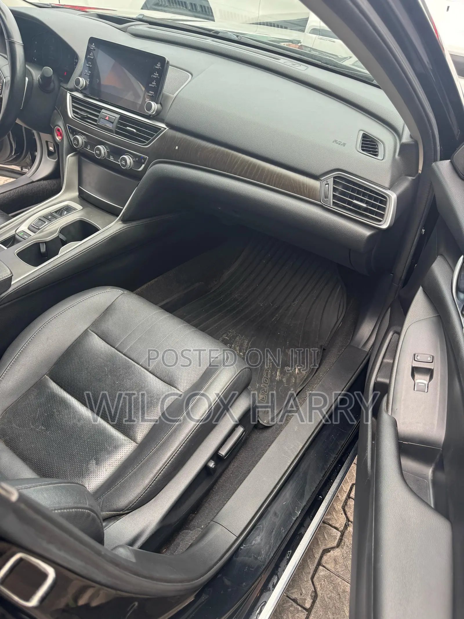 Honda Accord EX-L (2.0L 4cyl Turbo 10A) 2019 Black