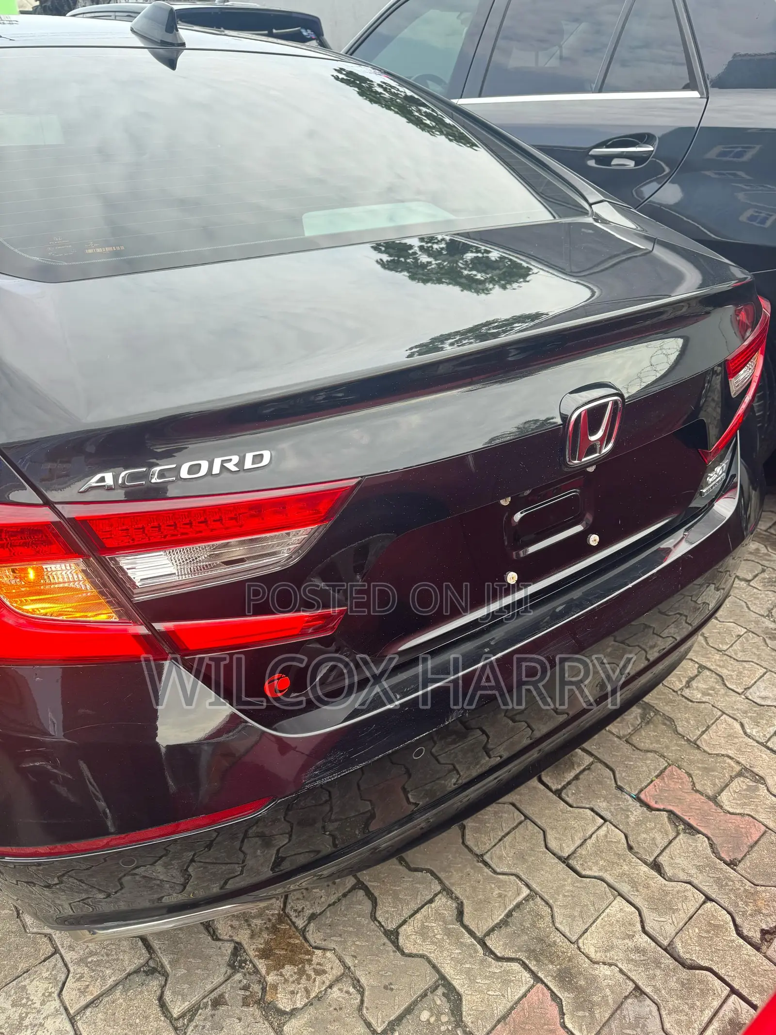 Honda Accord EX-L (2.0L 4cyl Turbo 10A) 2019 Black