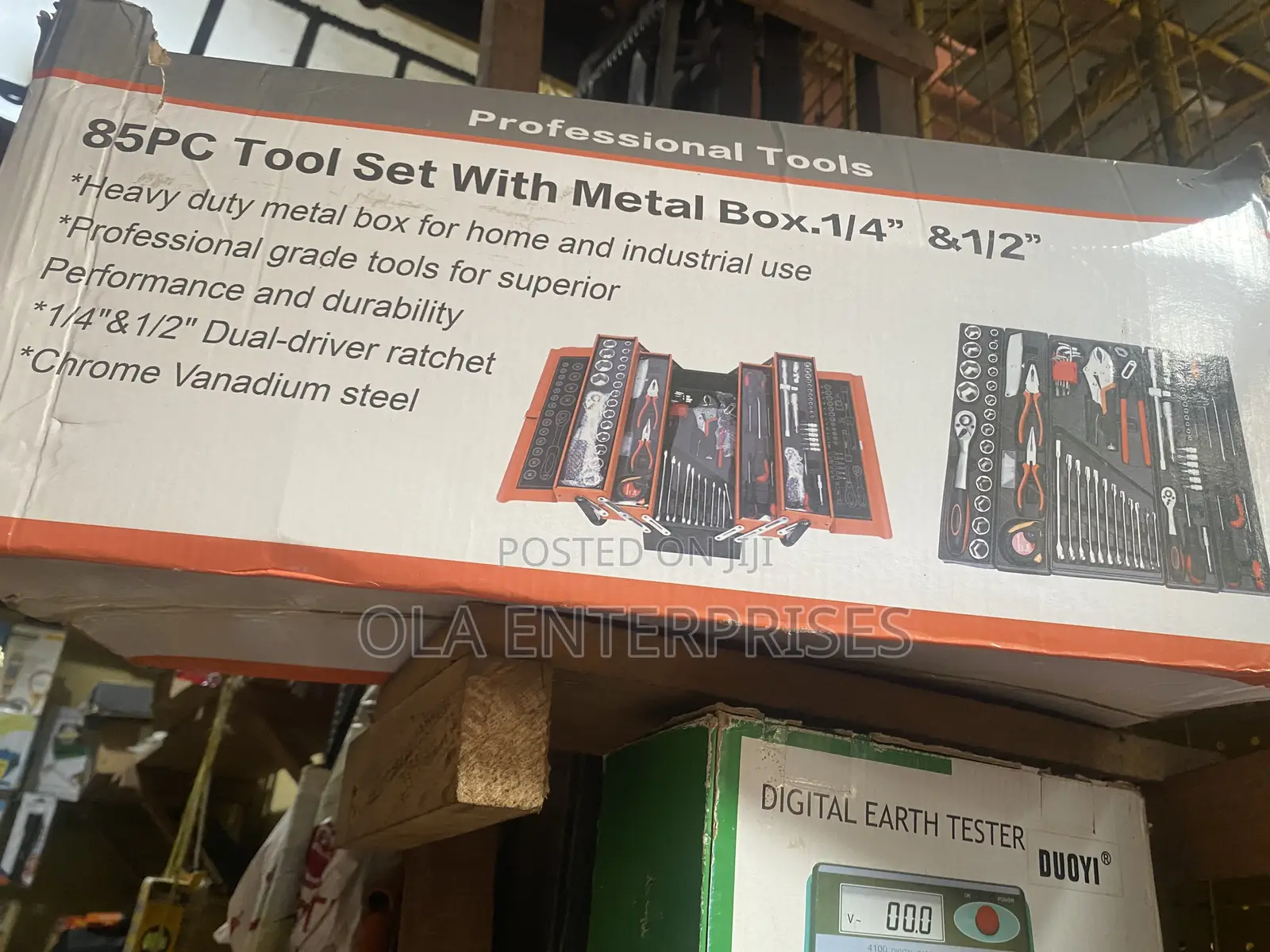 85pcs Tool Set With Metal Box