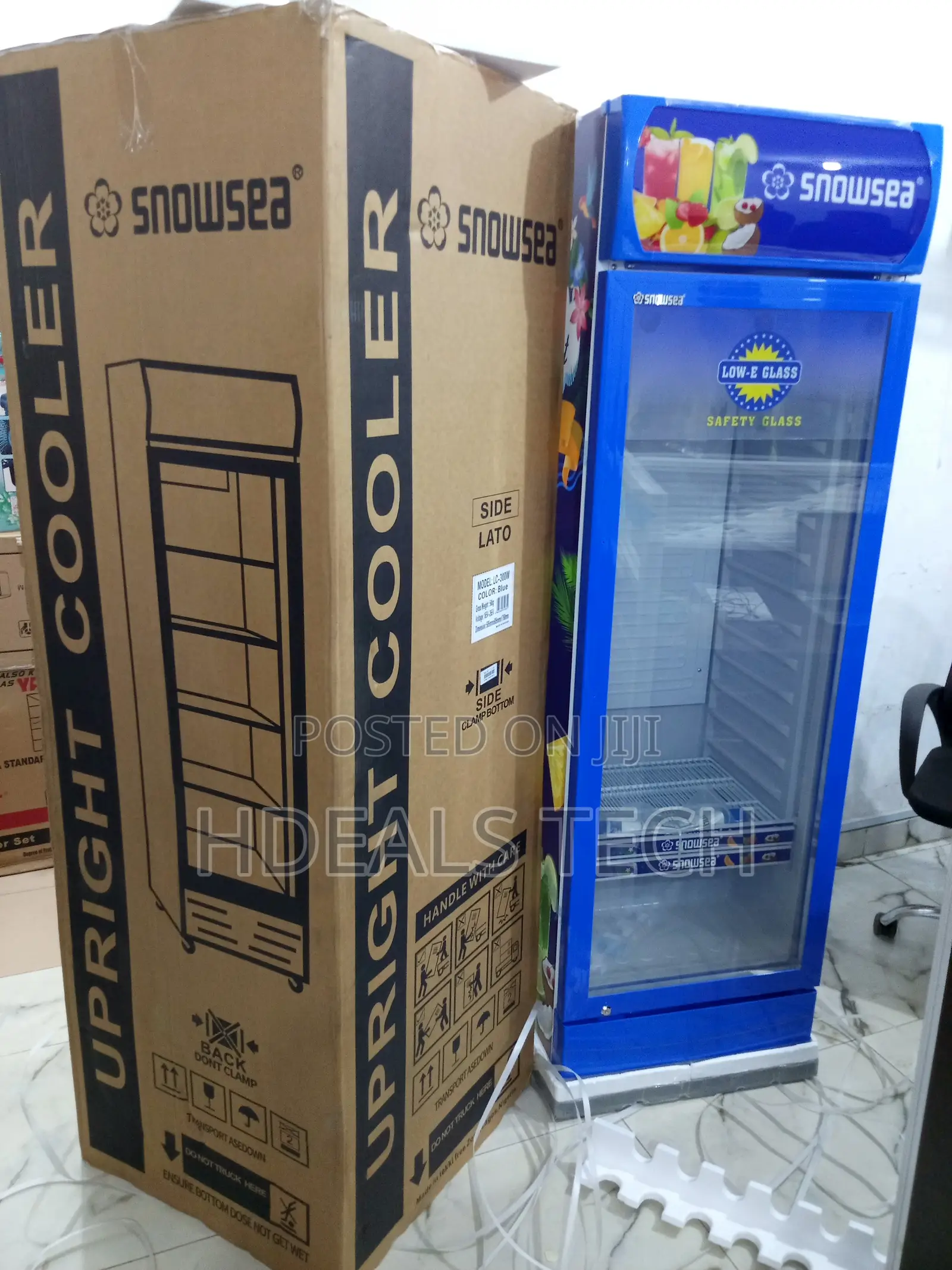 Stylish and Sturdy - Snowsea Lc-300w Freezer