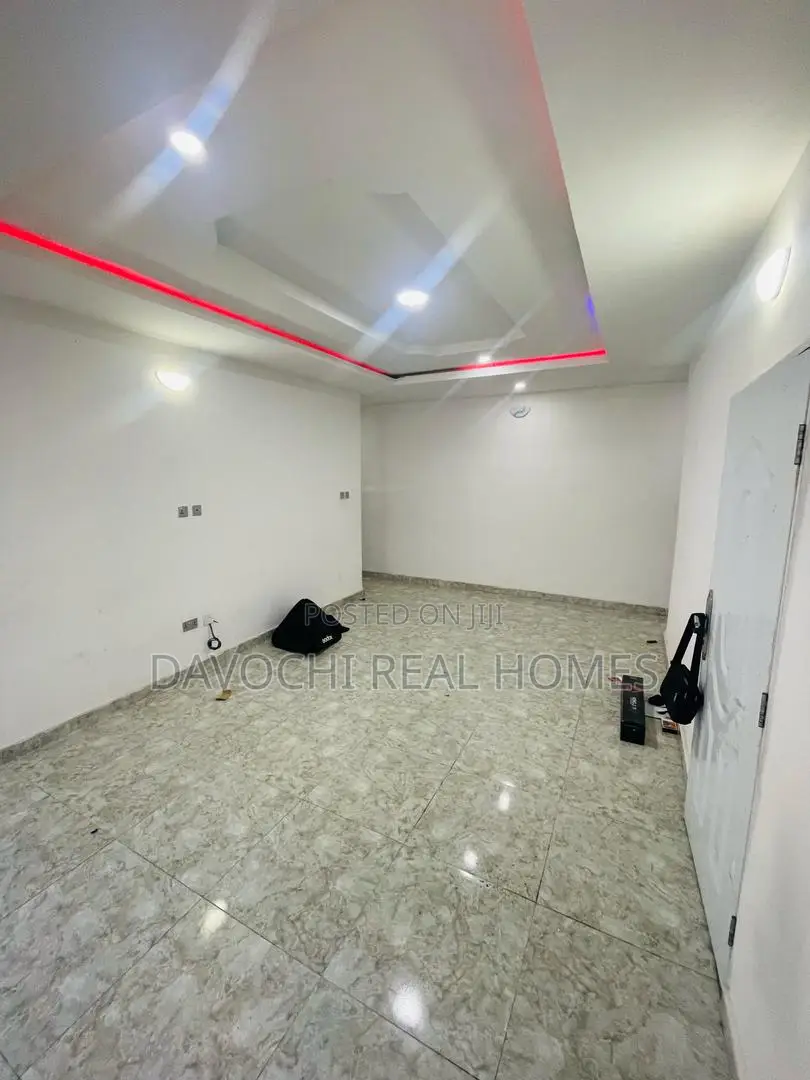 2bdrm Duplex in Ikota, Lekki for rent
