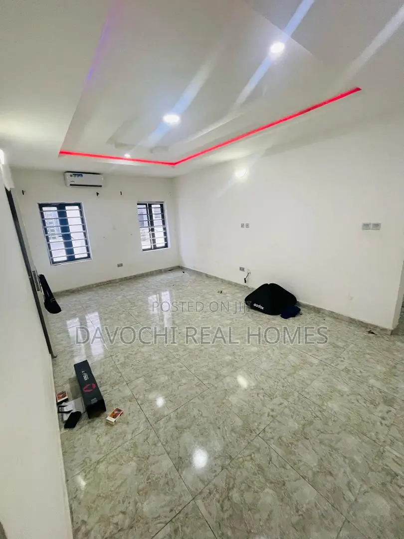 2bdrm Duplex in Ikota, Lekki for rent