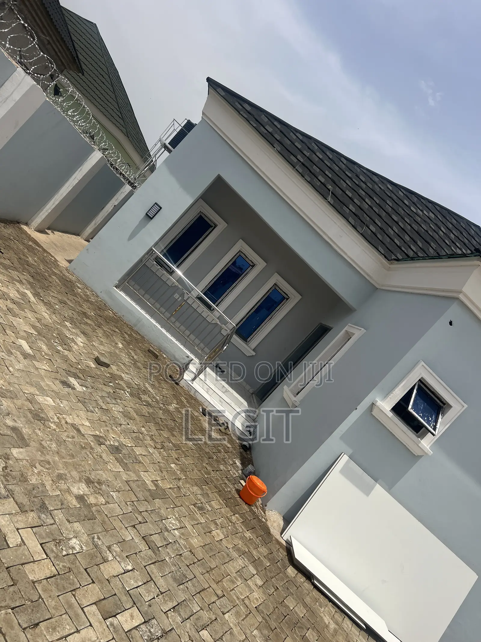 3bdrm Bungalow in Minna for sale