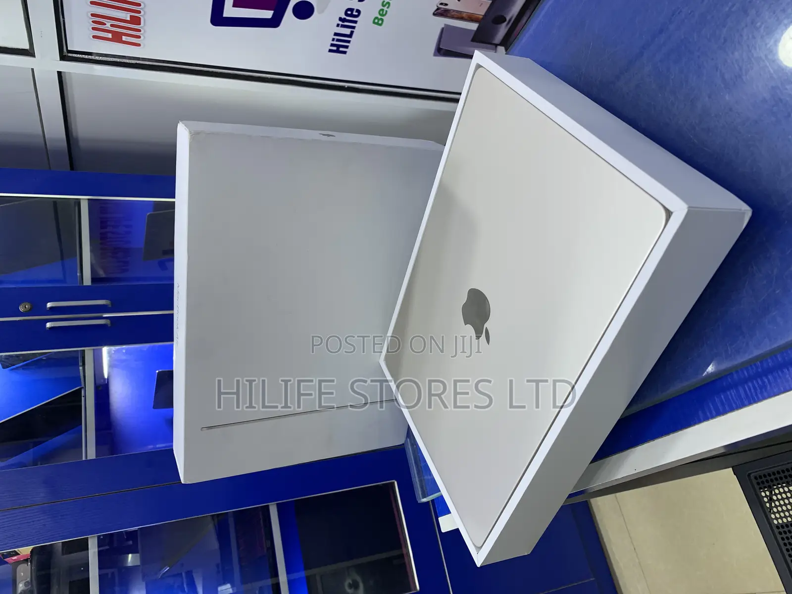 Laptop Apple MacBook Air 2024 M3 13-inch 16GB Apple M3 SSD 256GB