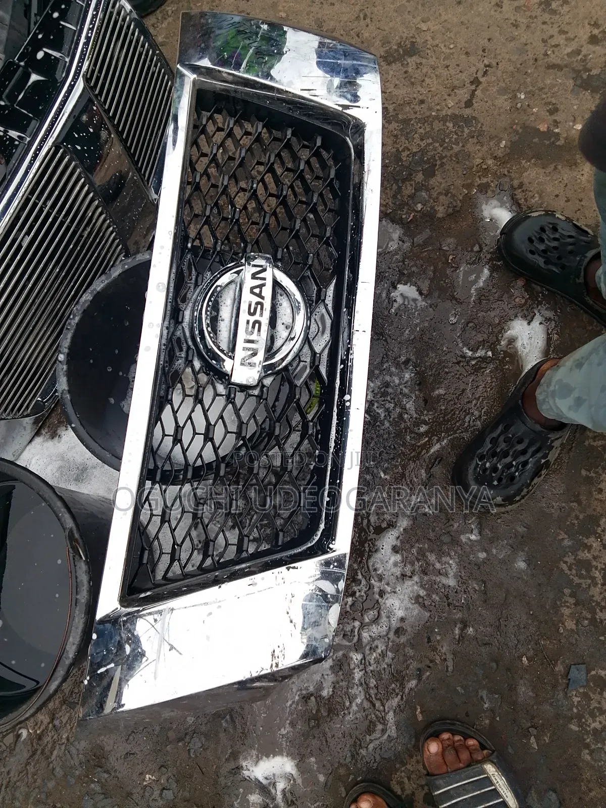 Front Grille for Nissan Partfeder 2015