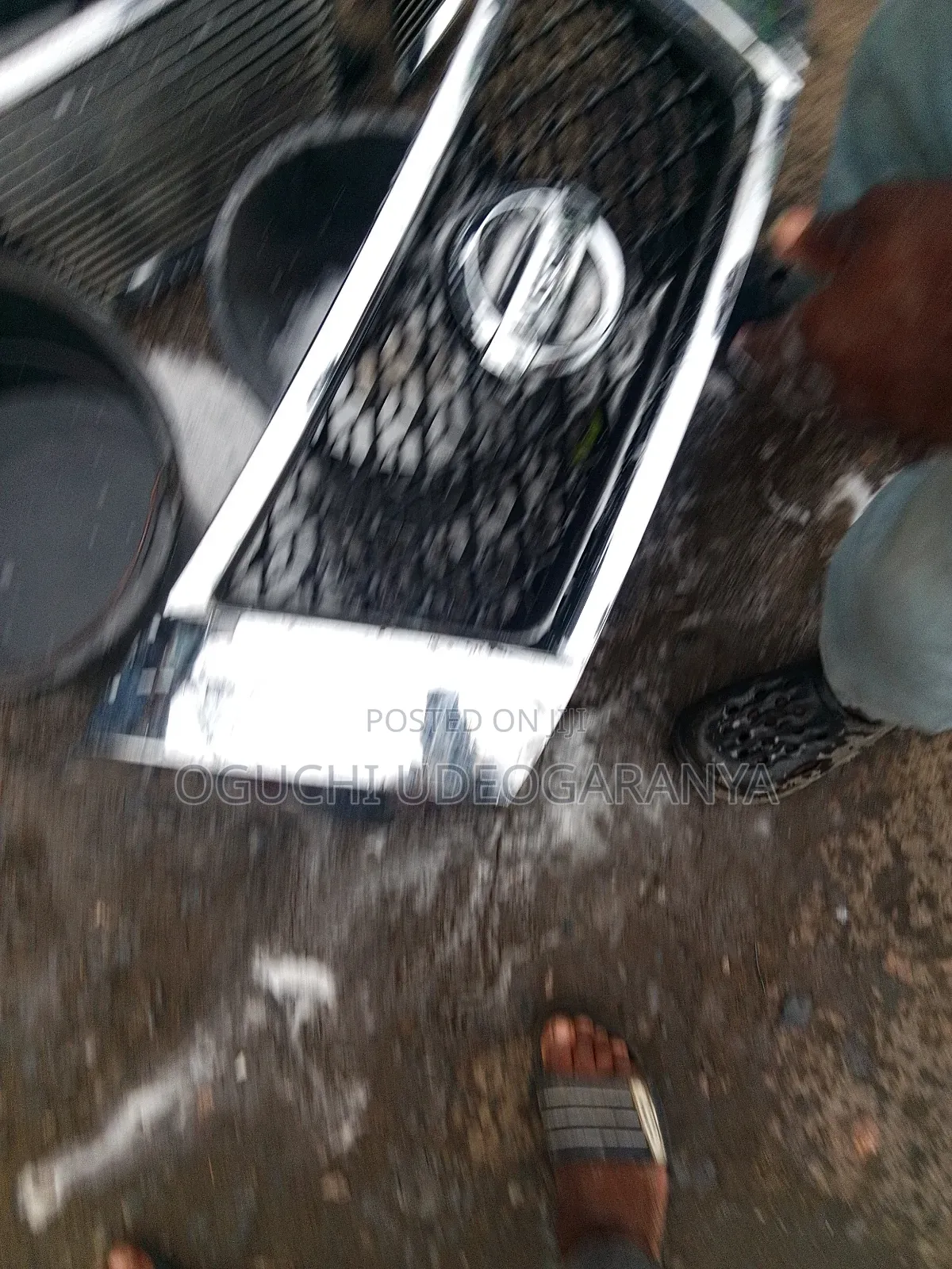 Front Grille for Nissan Partfeder 2015