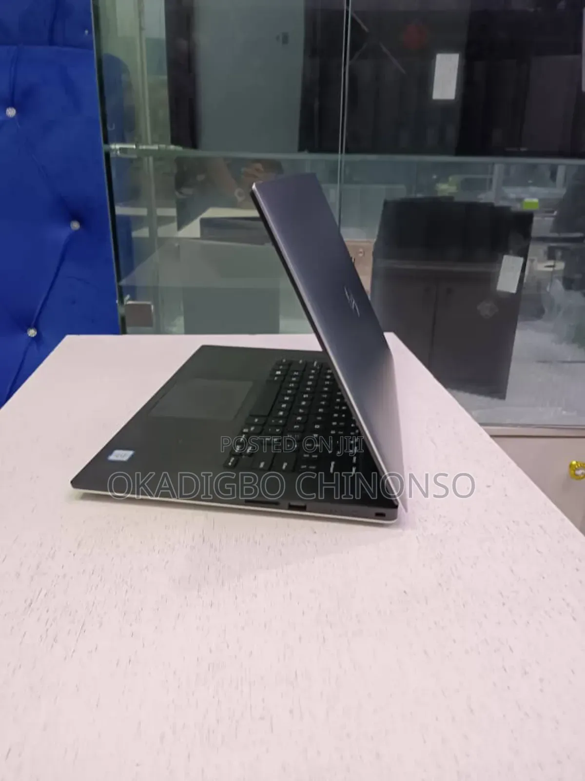 Laptop Dell Precision 5520 16GB Intel Xeon SSD 256GB