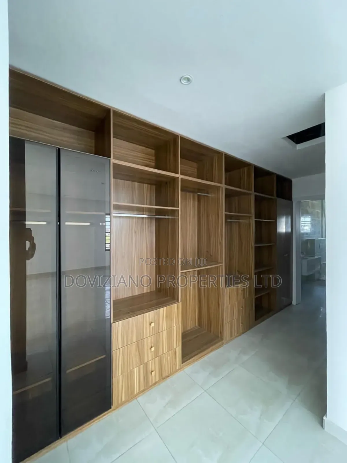 Furnished 5bdrm Duplex in Lekki for sale