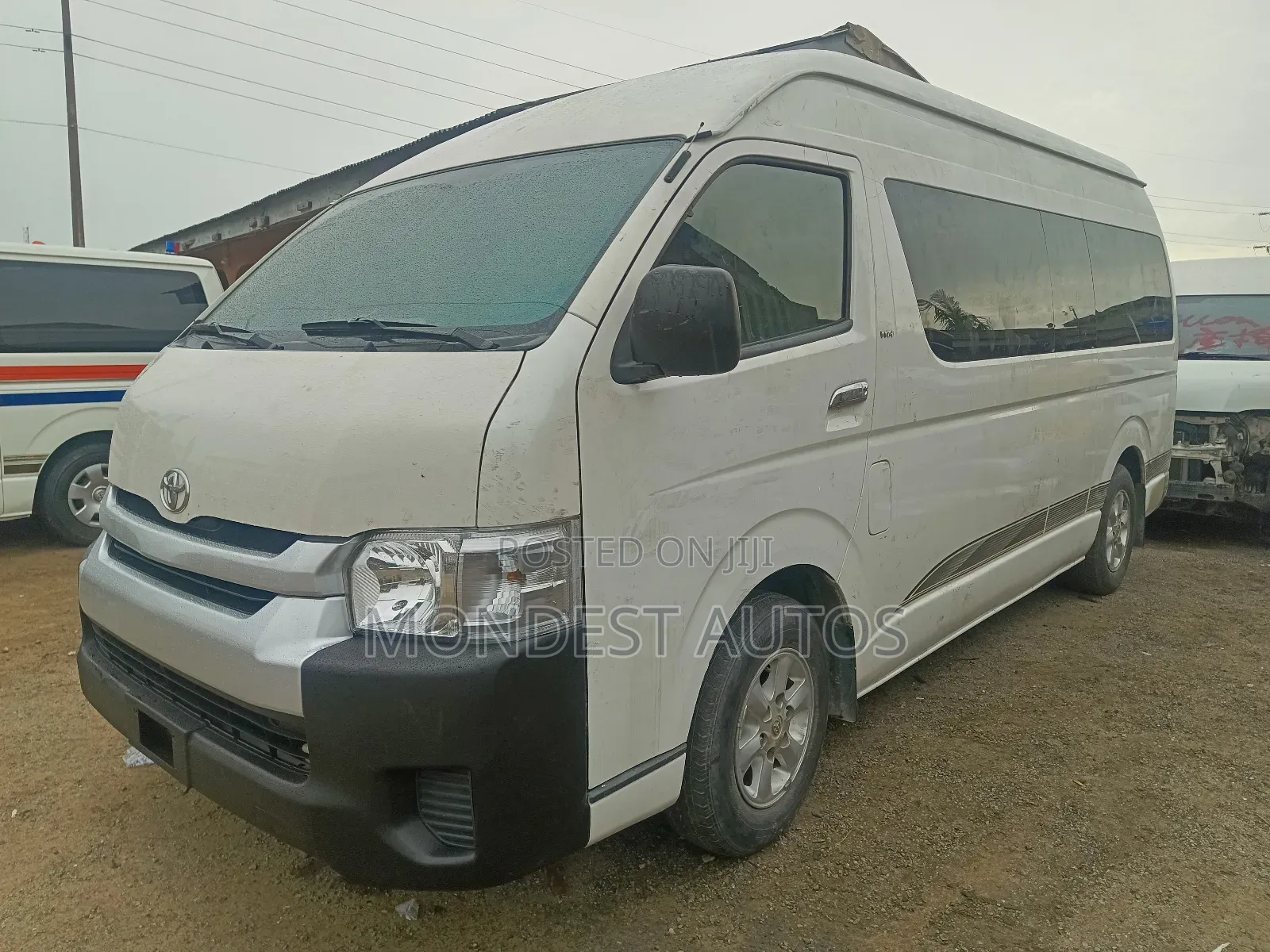 Toyota Grand HiAce 2017 White