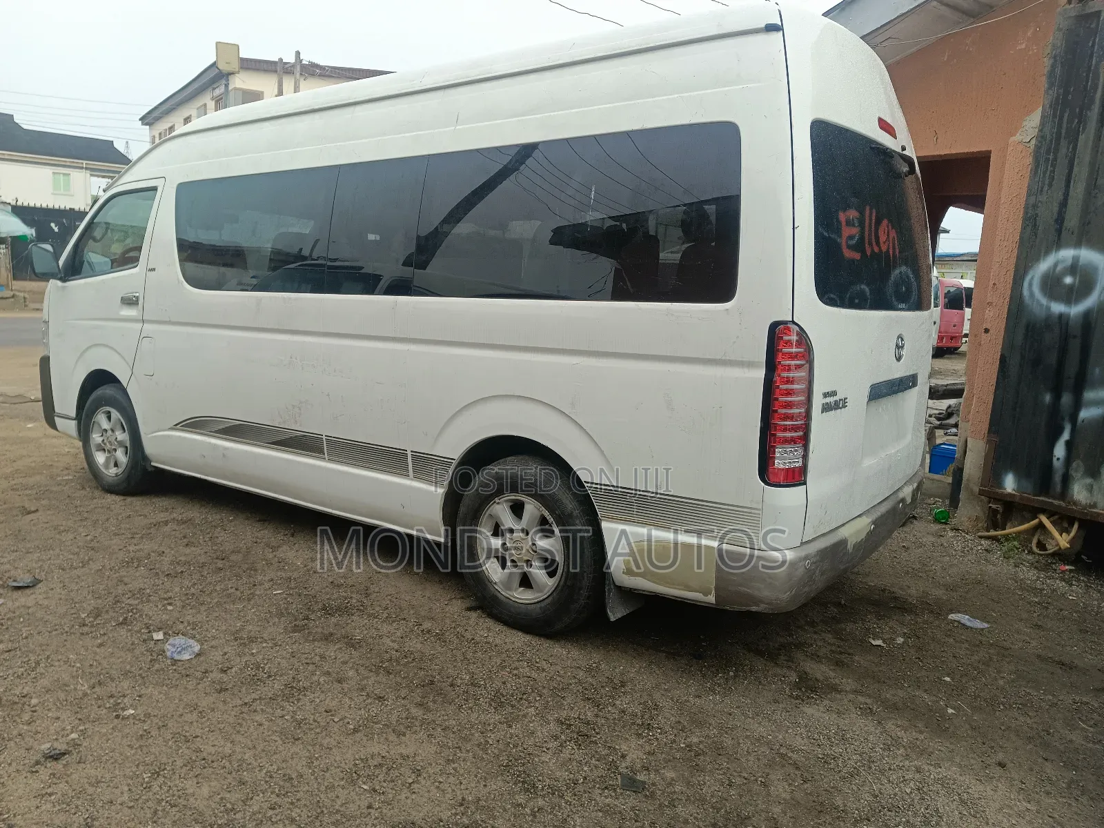 Toyota Grand HiAce 2017 White
