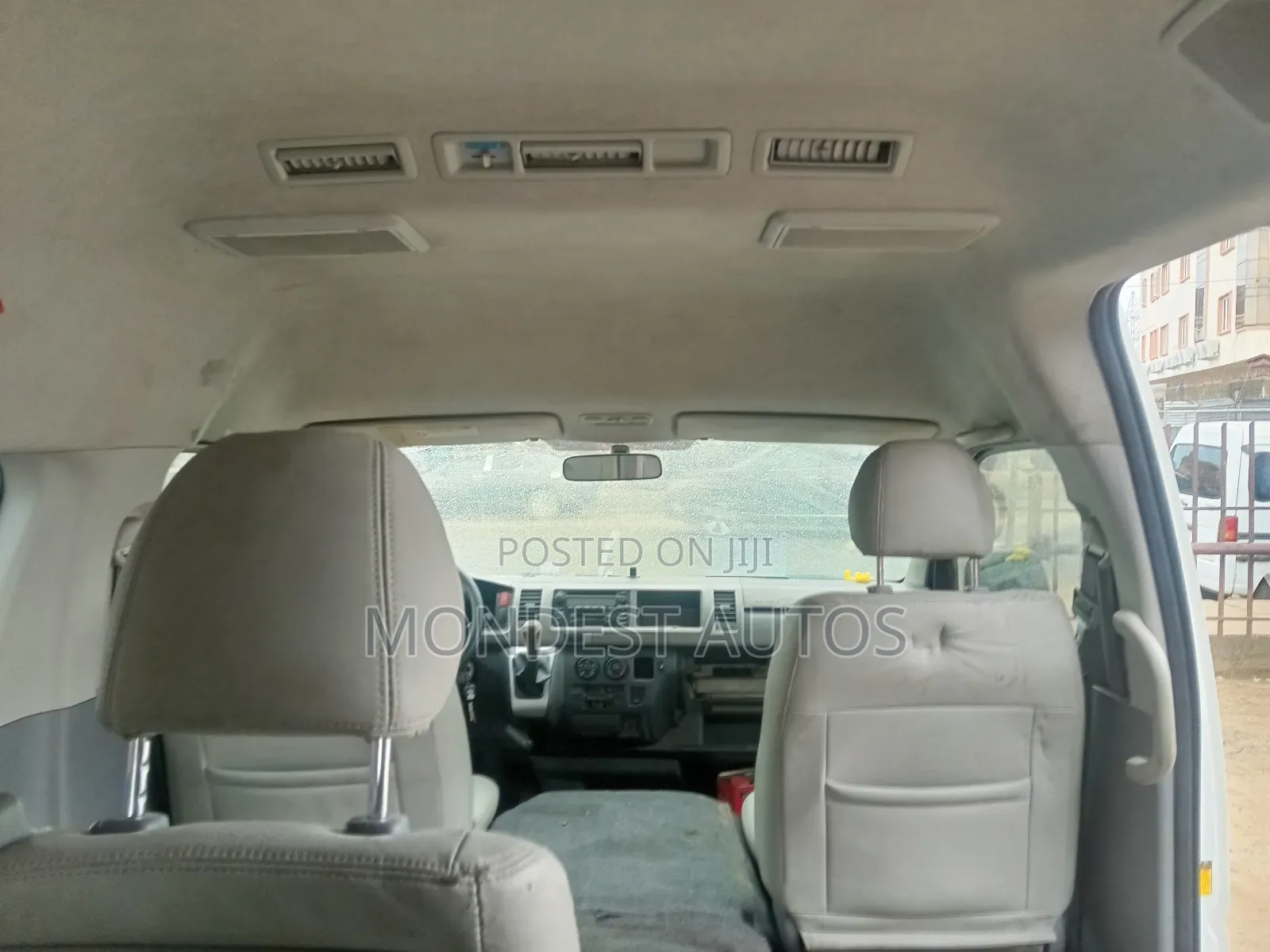 Toyota Grand HiAce 2017 White
