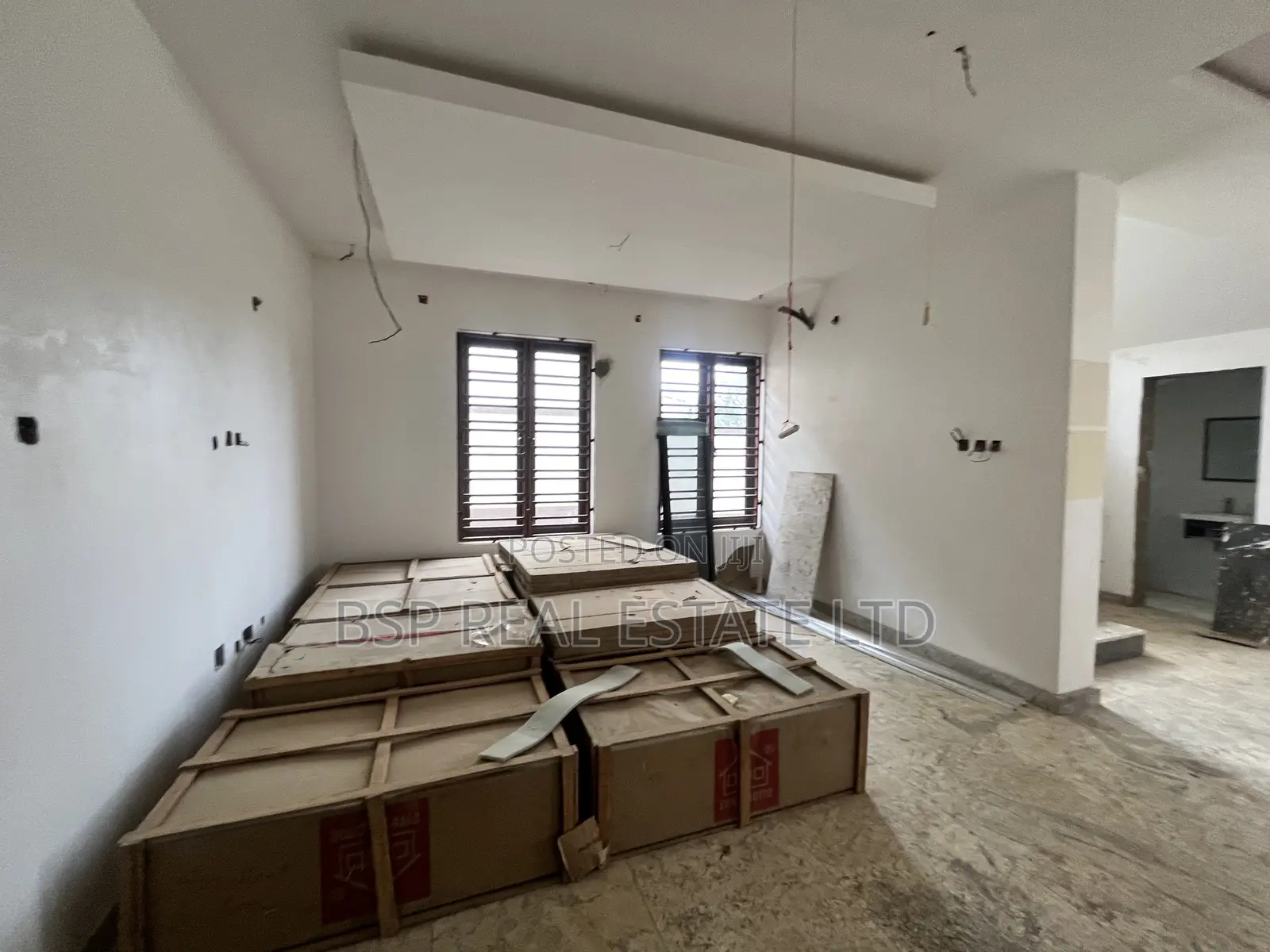 4bdrm Duplex in Life Camp for sale
