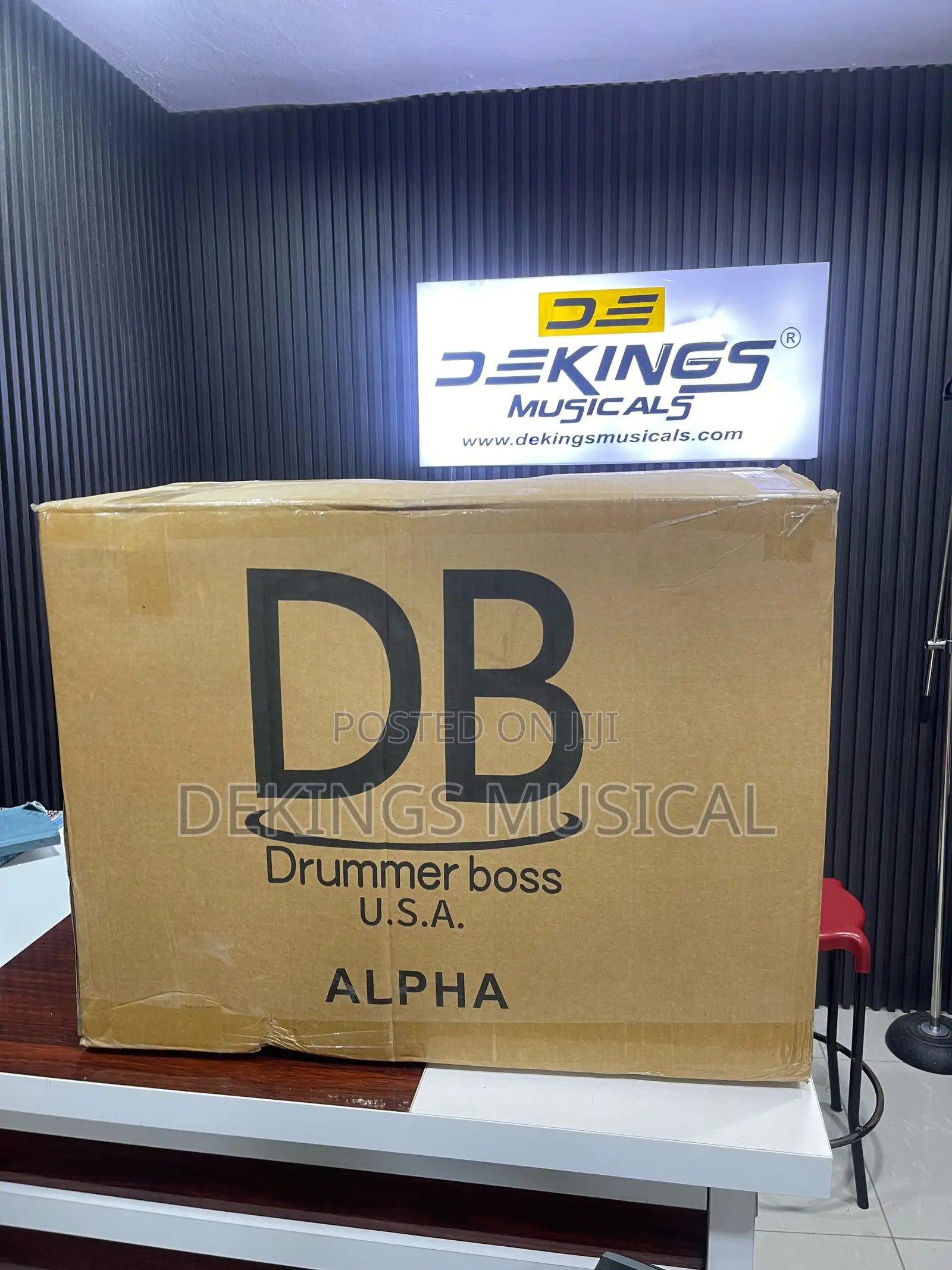 Drummer Boss 5 Piece Professional Drum Set