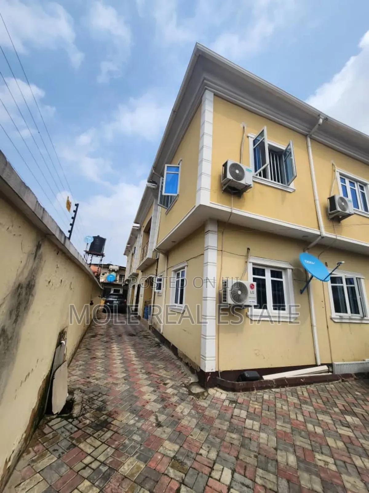 Furnished 4bdrm Block of Flats in Randle Avenue Surulere for sale