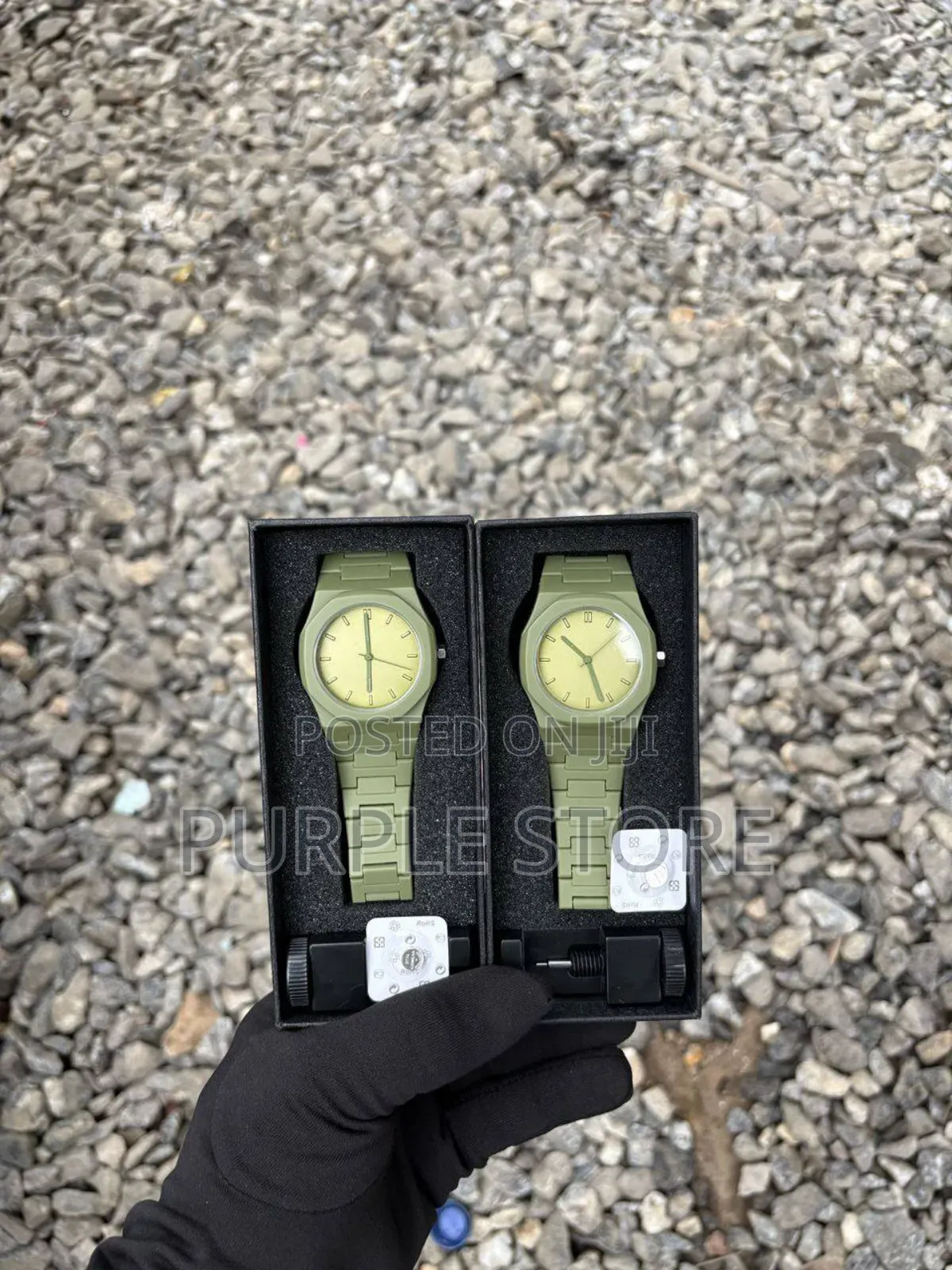 Quality Unisex  Wristwatch  Different  Colours