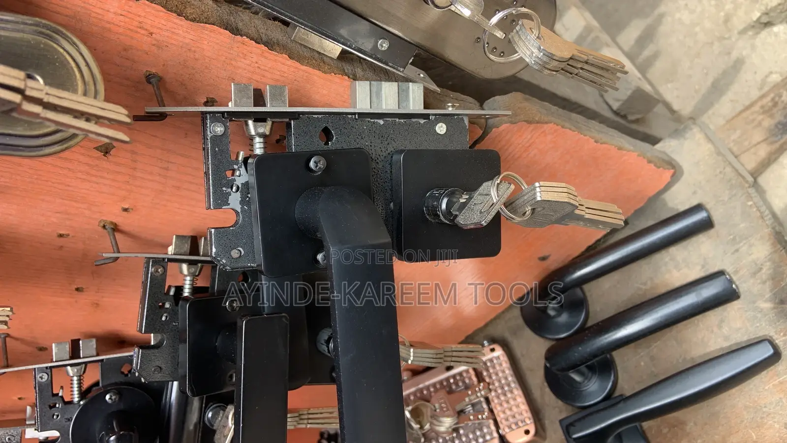 Seprate Complete Door Lock