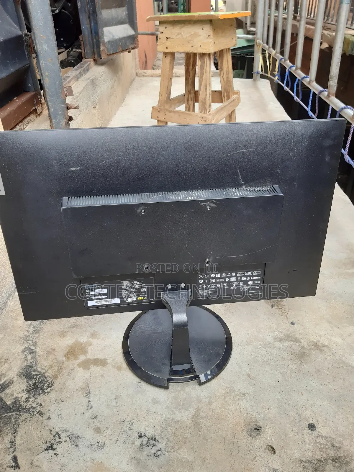 Lenovo 24 Inches Ips Frameless