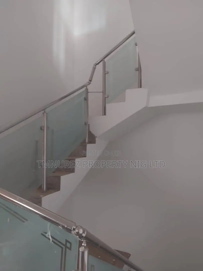 Studio Apartment in Lekki Conseevation, Chevron for rent