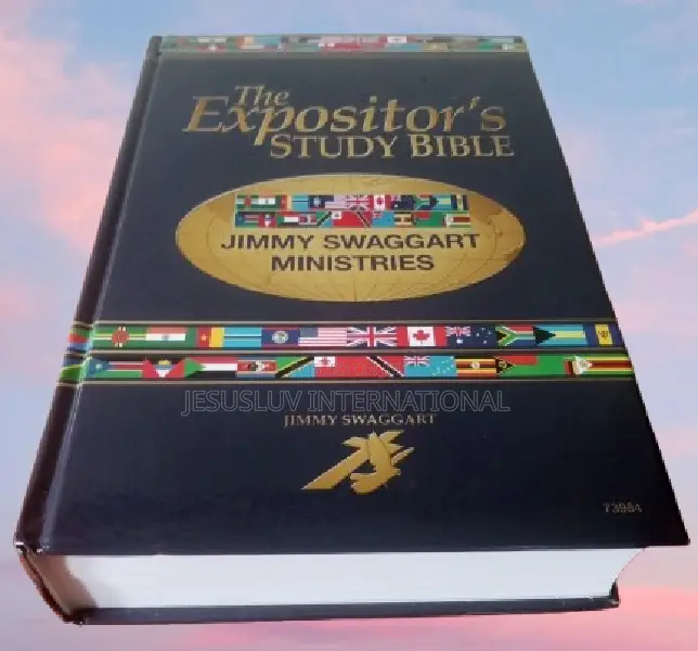 KJV the Expositor's Study Bible Hardcover