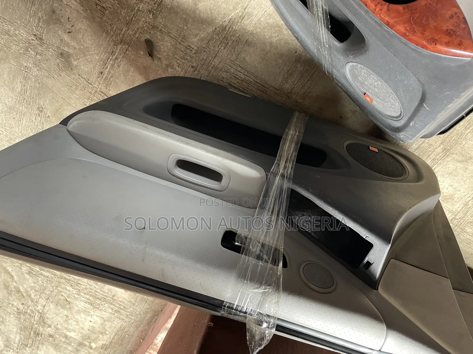 Complete Door Mat for Toyota Highlander 2005 to 2006 Model