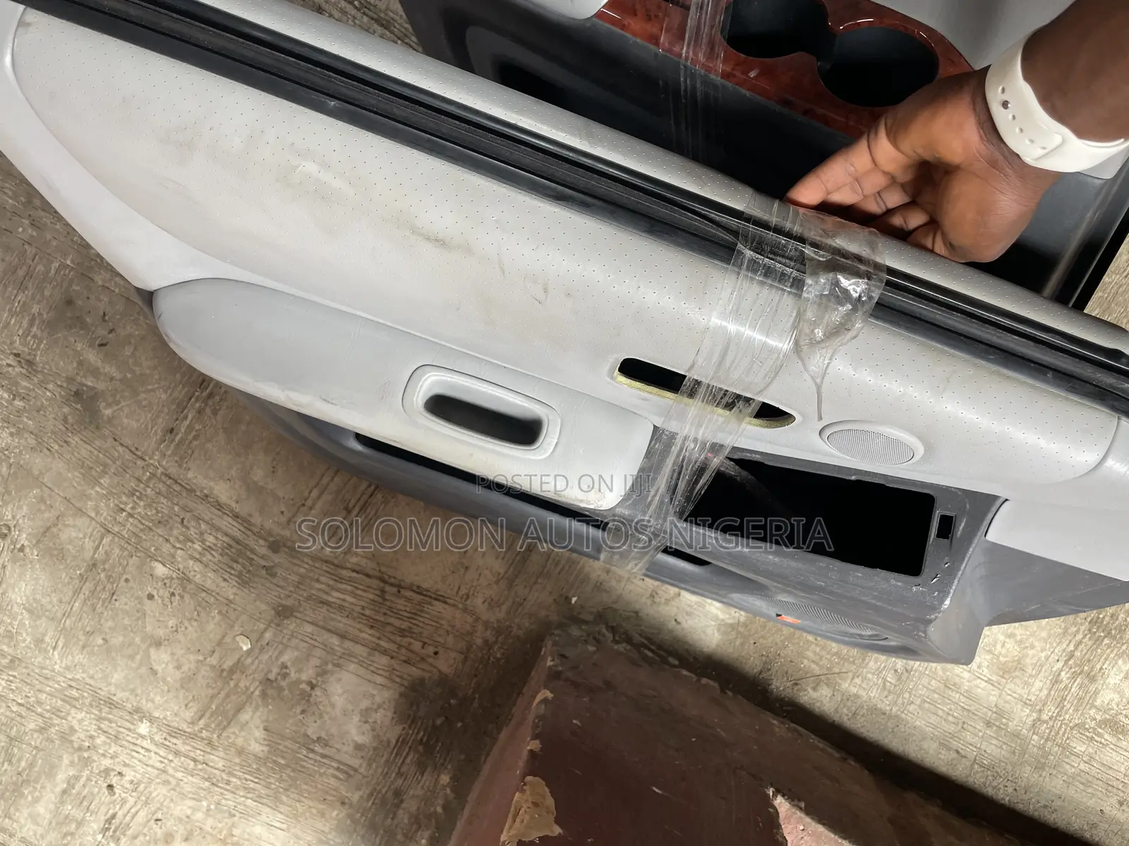 Complete Door Mat for Toyota Highlander 2005 to 2006 Model