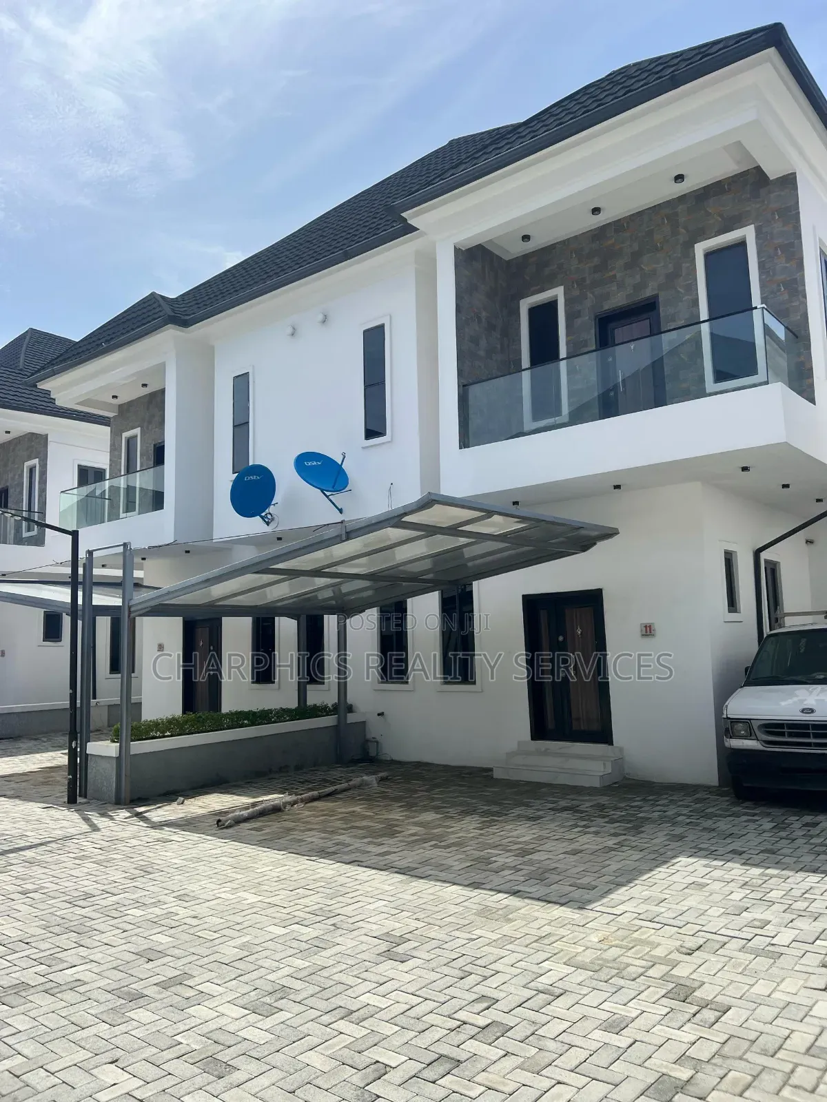 4bdrm Duplex in Lekki for sale