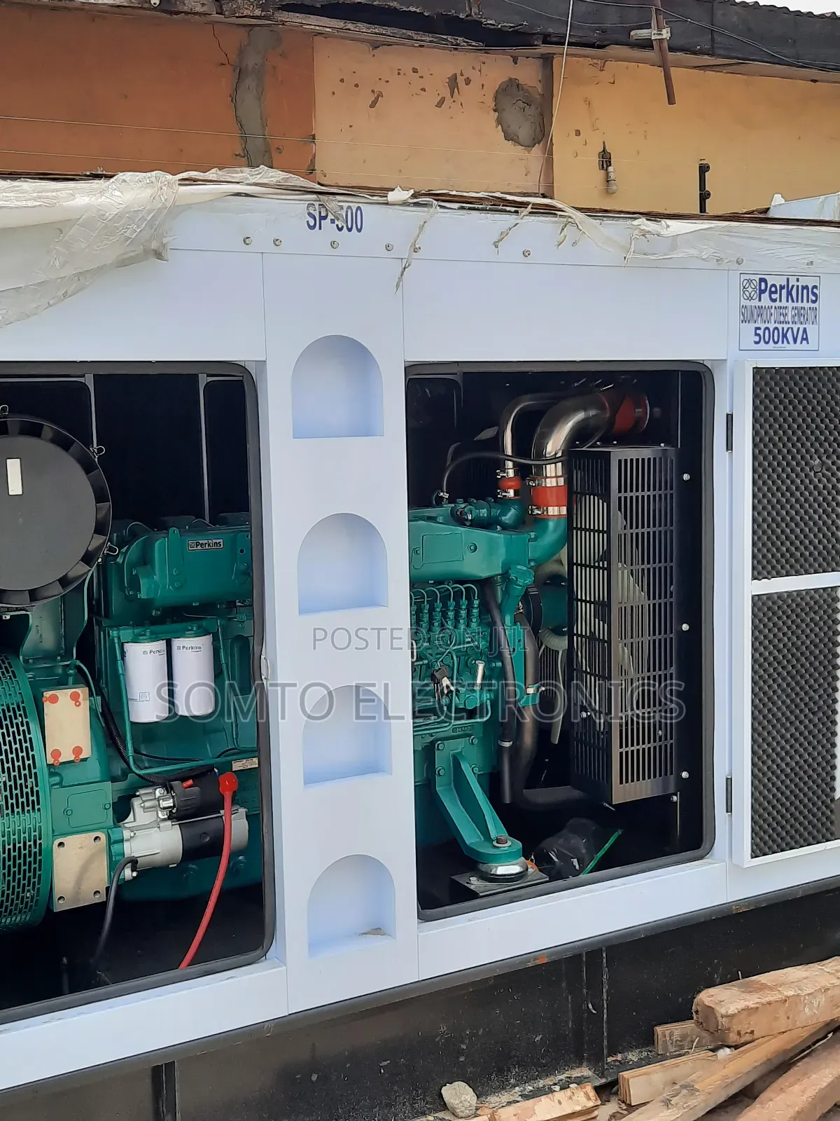 Original 500kva Perkins Soundproof Generator 2years Warranty