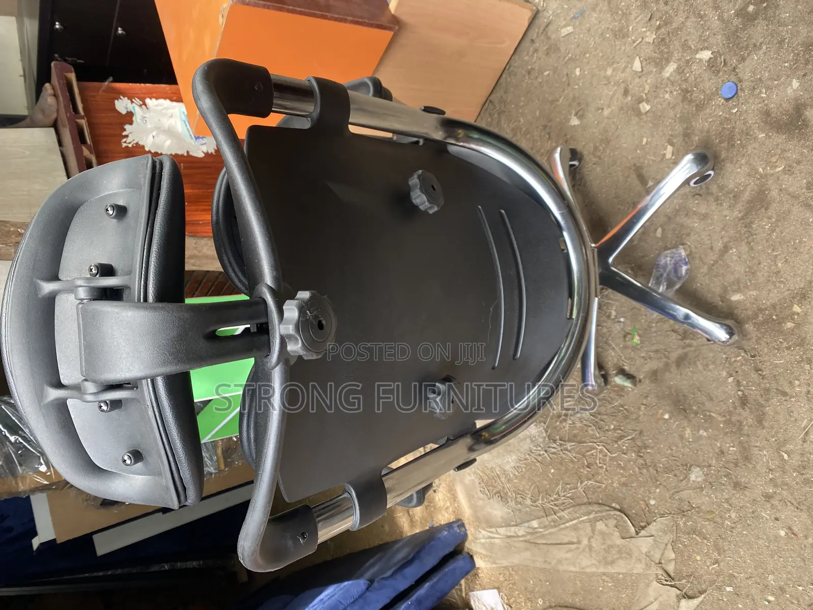 Tokunbo Ergonomic Chair