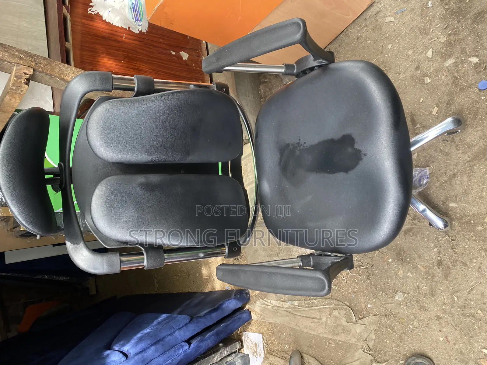 Tokunbo Ergonomic Chair
