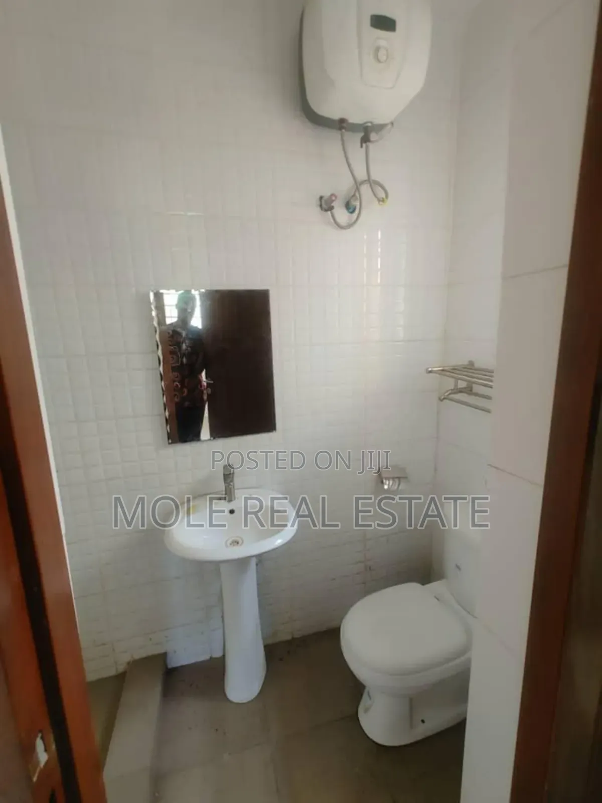 Furnished 4bdrm Duplex in Awoyaya for sale