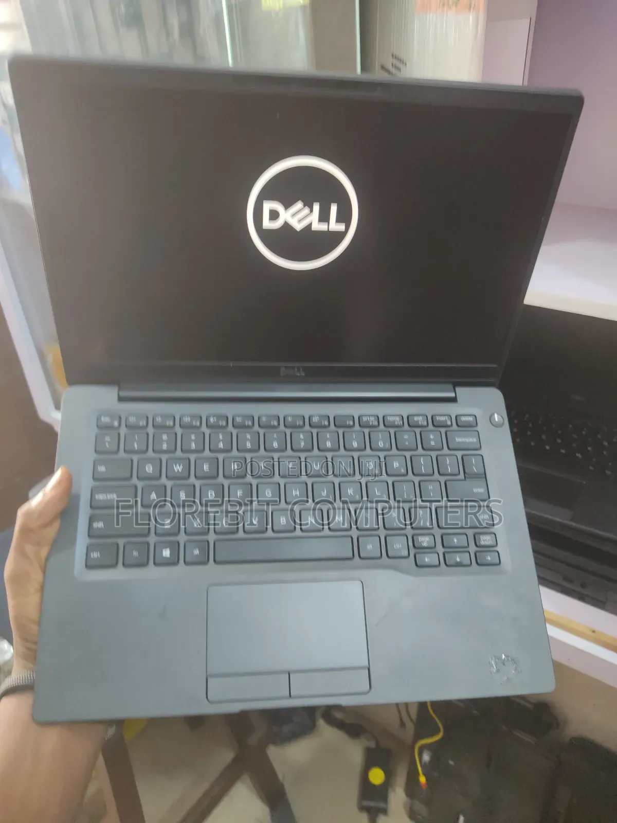 Laptop Dell Latitude 7400 8GB Intel Core i5 SSD 256GB