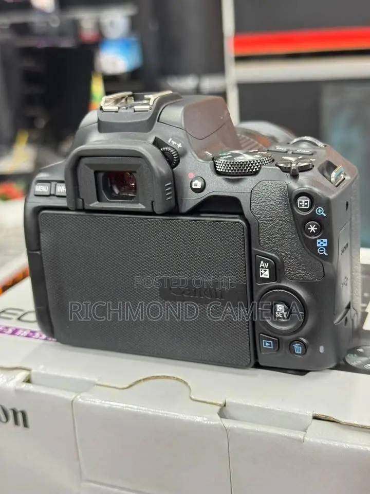 Canon 250d Digital Camera