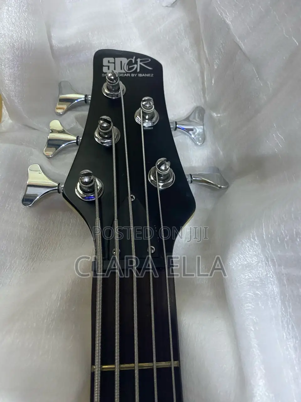 Five Strings Ibanez Active Bass Guitar