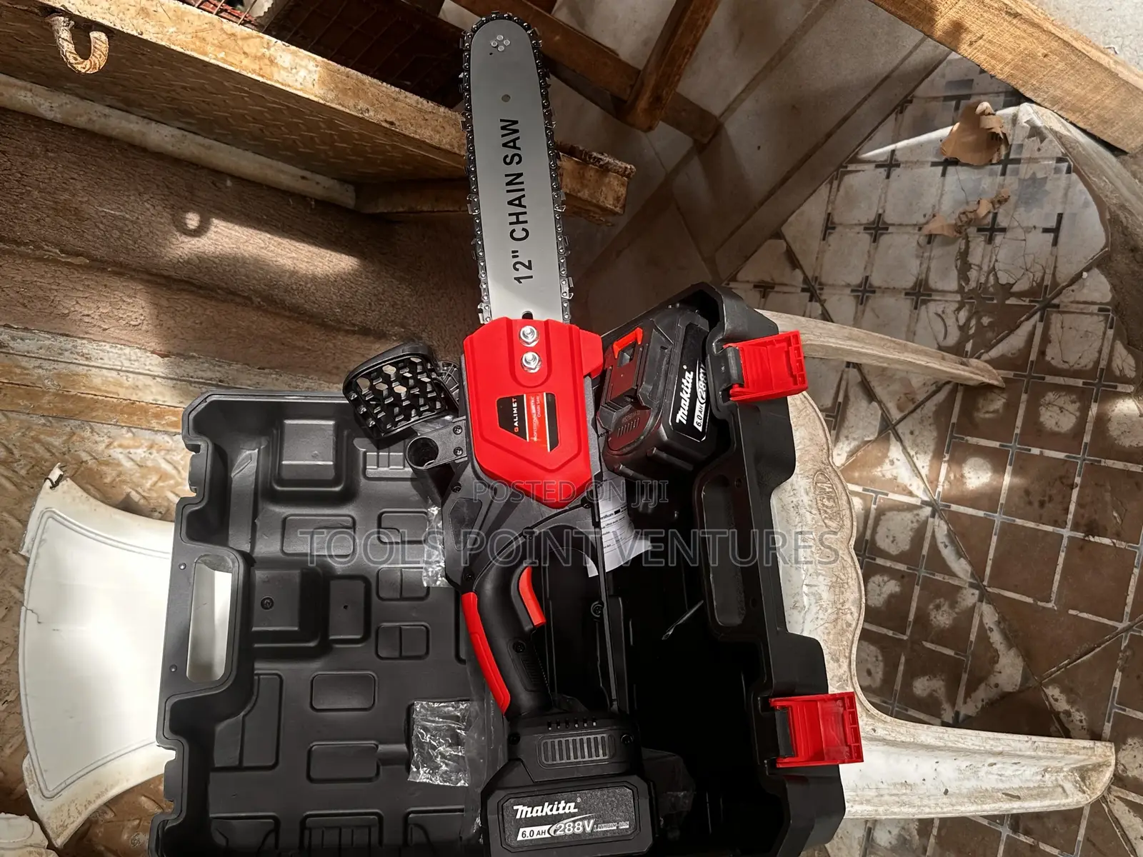 Cordless Chainsaw With a 12-Inch Blade.