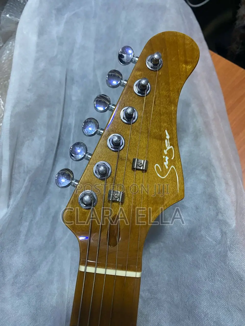 Smiger Lg-2-Pro-S S-Style Electric Guitar in Vintage White
