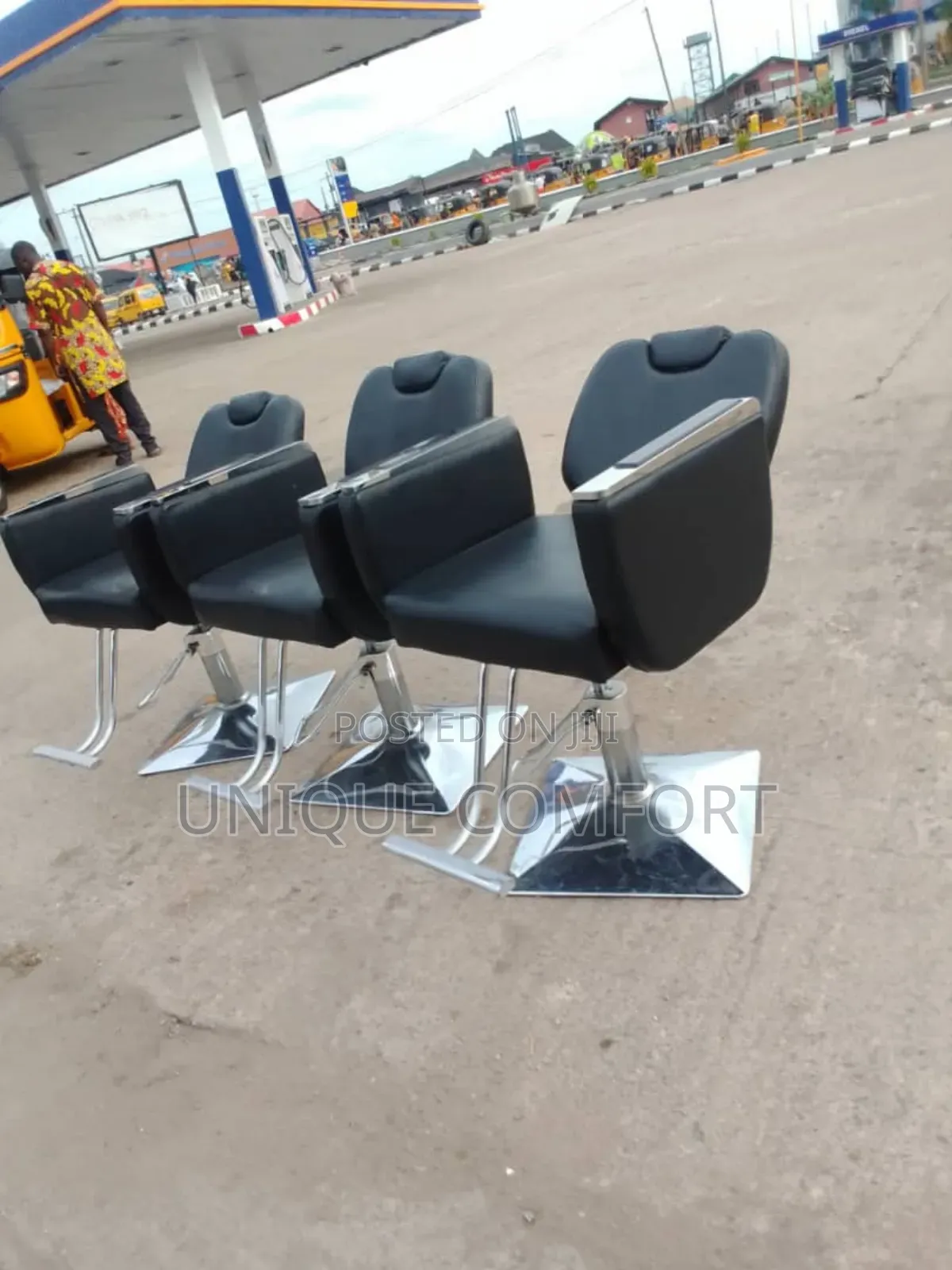 Imported Executive Salon Rolling Recliner Barber Chair