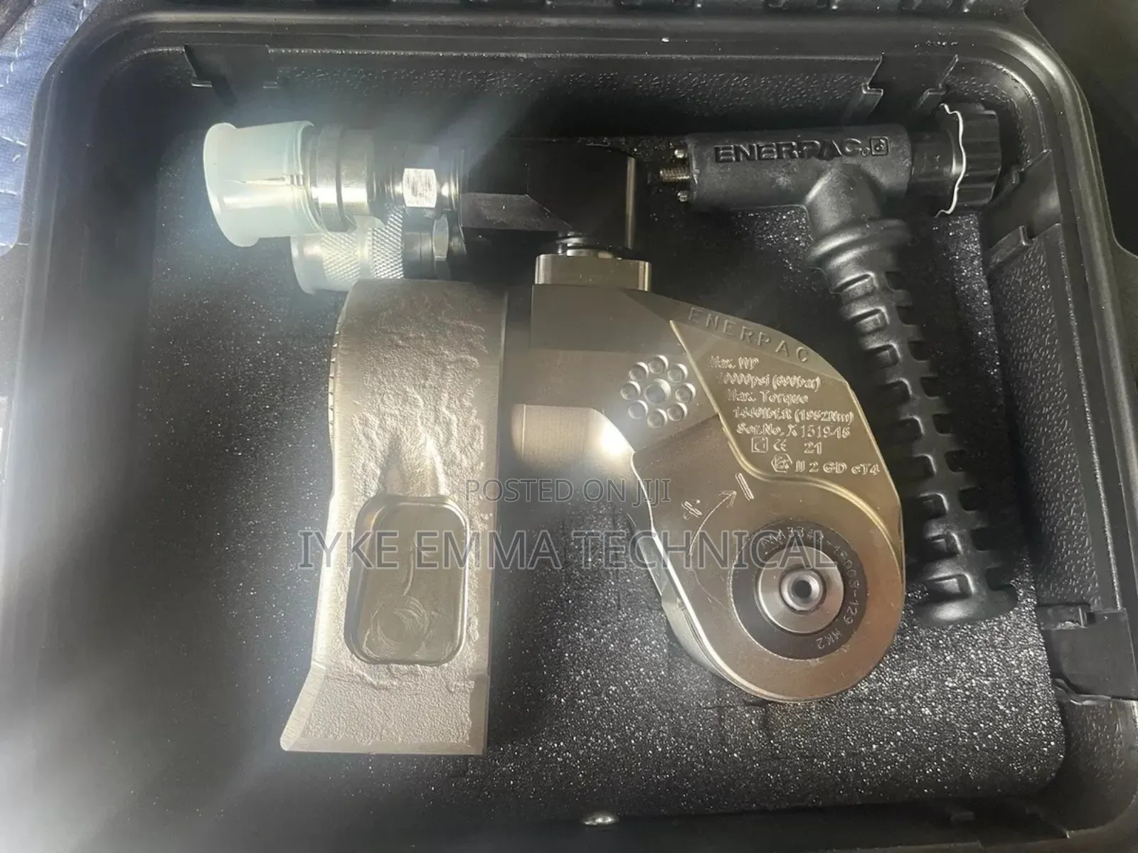 11/2" Enerpac Hydraulic Torque Wrench 1-1/2′′ Square Drive