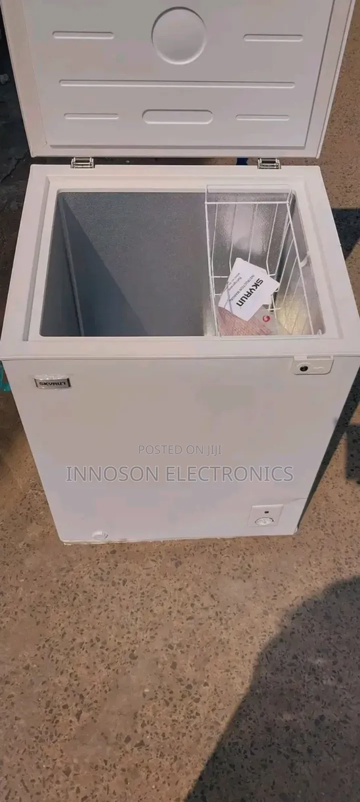 Skyrun Chest Frezzers150liters