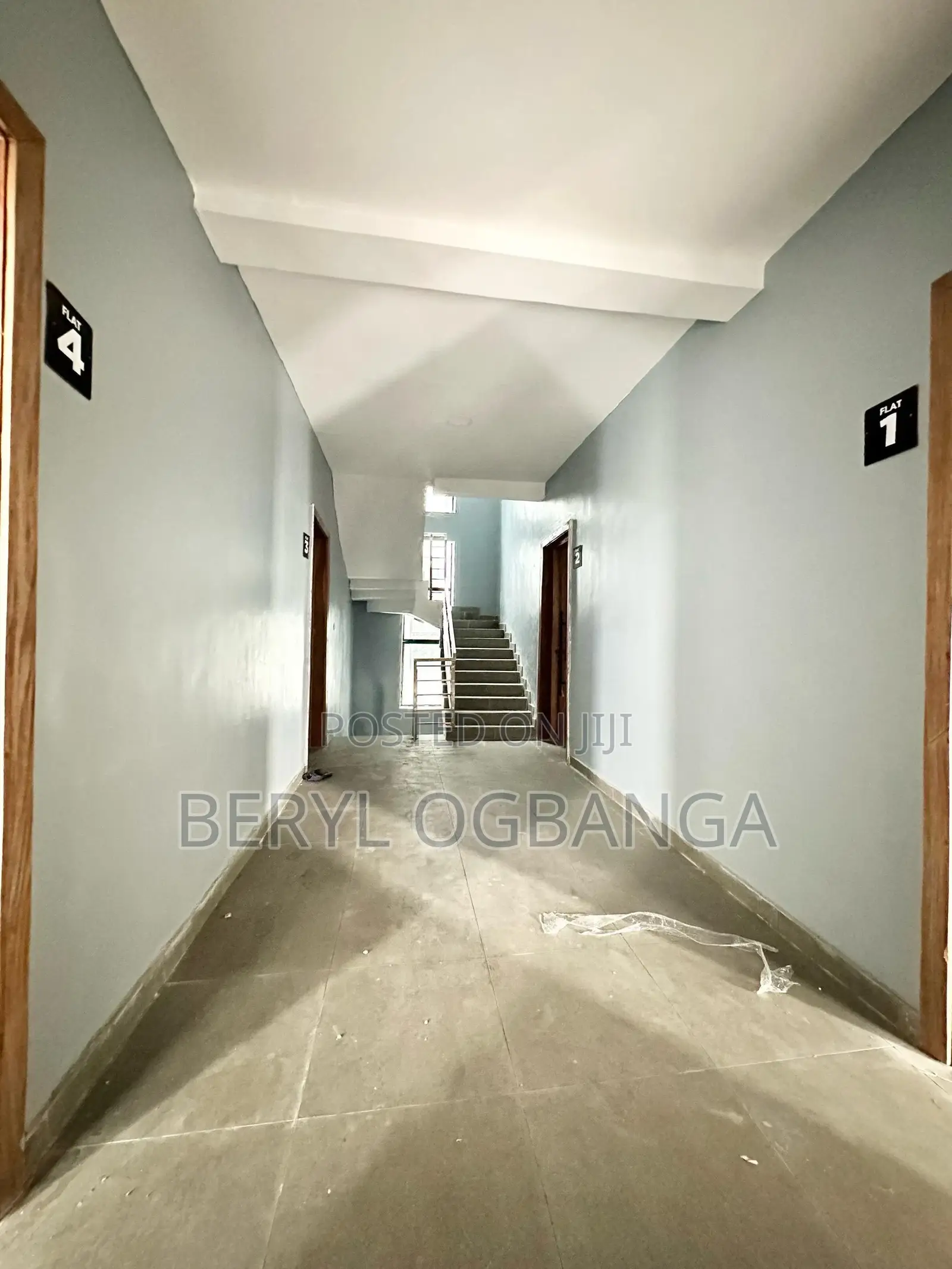 3bdrm Apartment in Lekki Phase 2 for rent