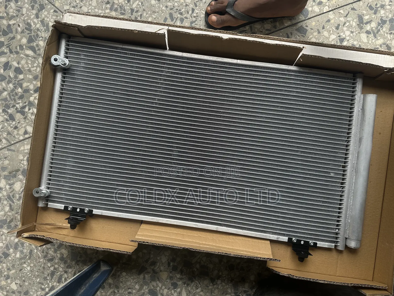 New Condenser Toyota Sienna 2011 2012 2013 2014